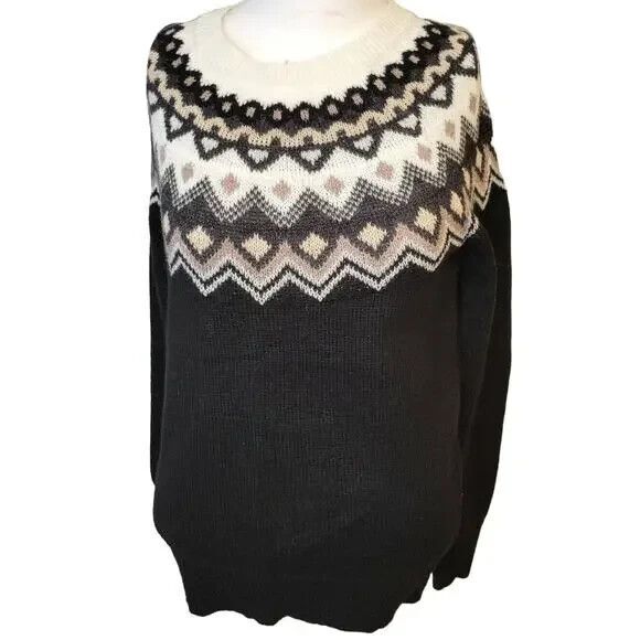 Old Navy Sweaters - Old Navy Small sweater pullover longsleeve knit crew neck fair isle